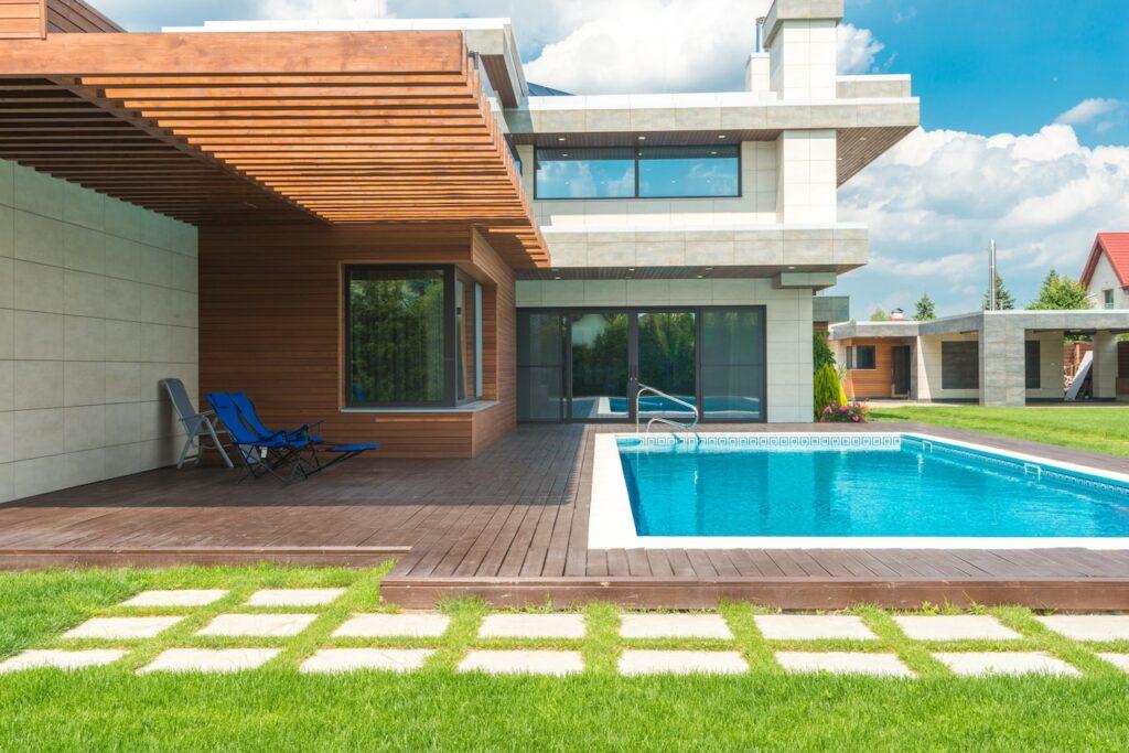 Rectangular pool design_one of the Small Pool Ideas on a Budget