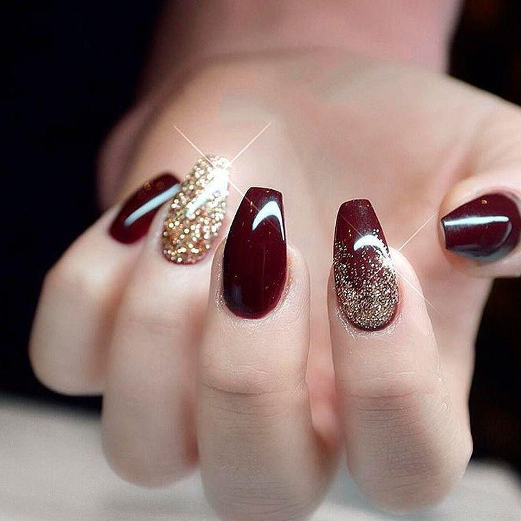 Red cute nails with bling