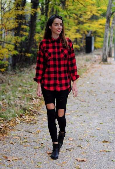 red flannel outfit and skinny jeans